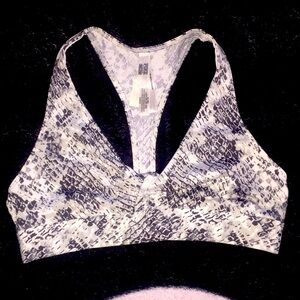 PINK ULTIMATE Sports Bra
